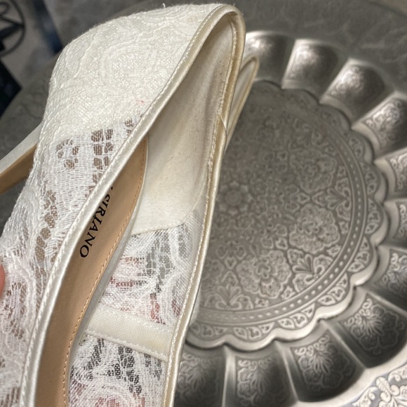 Christian Siriano Lace Heels - Picture 6 of 9